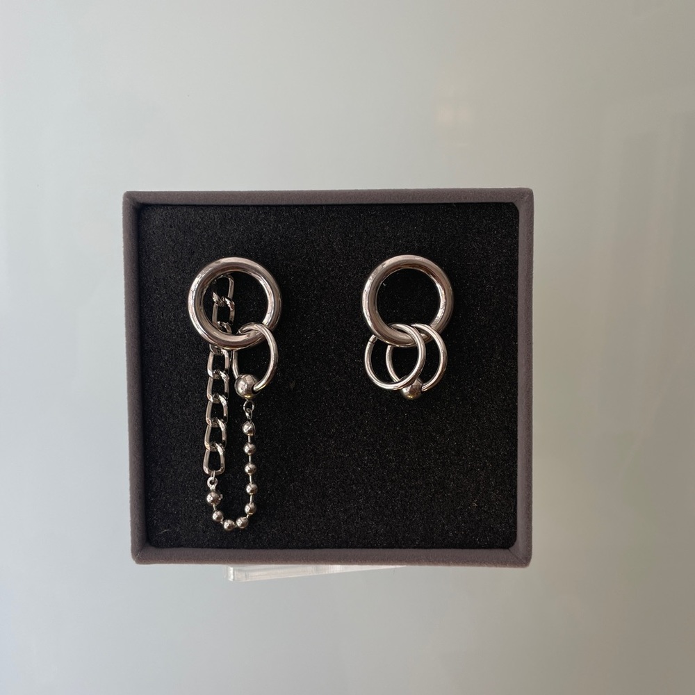 Asymmetrical Hoop And Chain Earrings